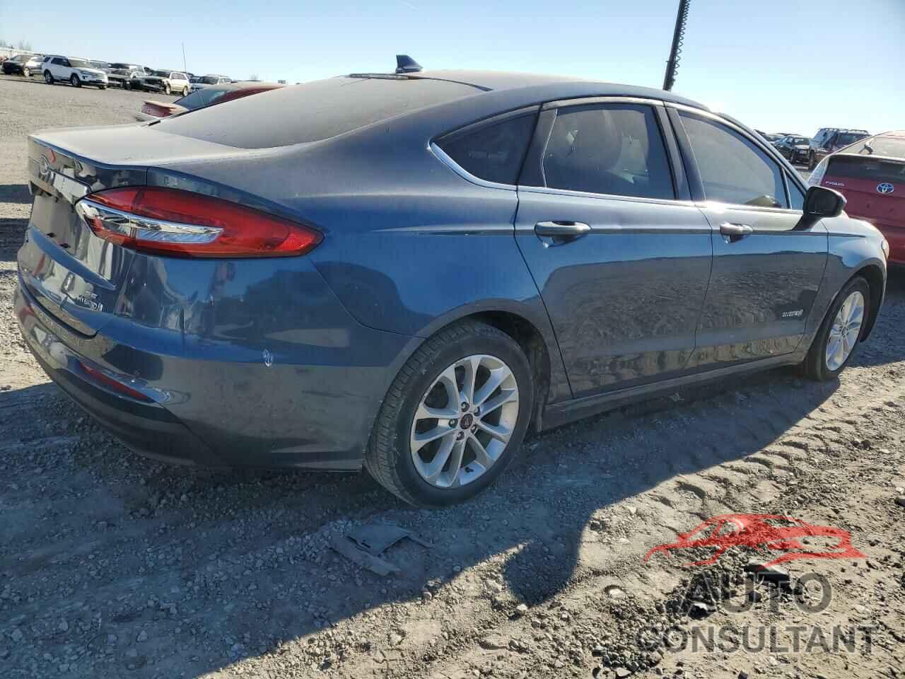 FORD FUSION 2019 - 3FA6P0LU5KR220991