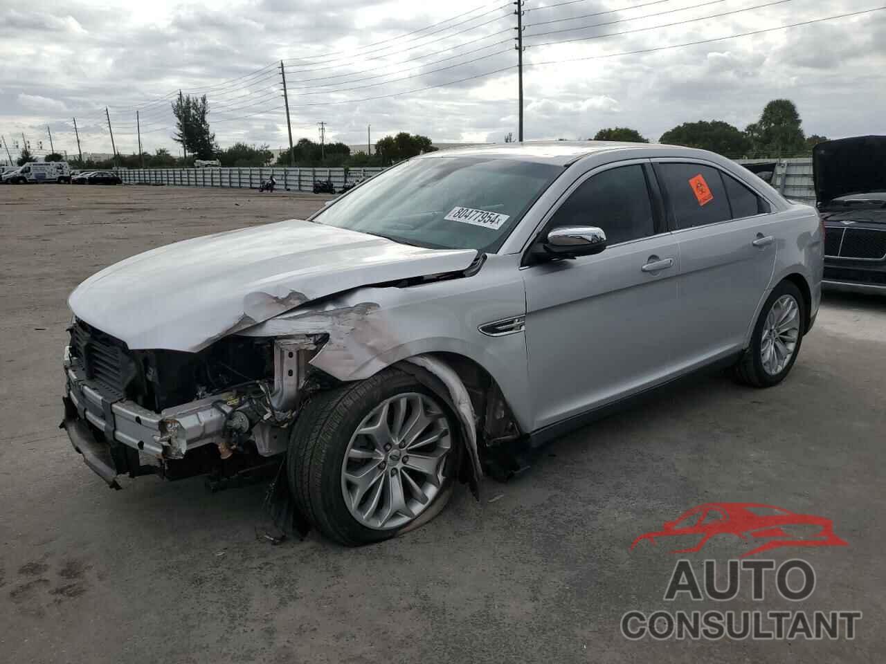 FORD TAURUS 2018 - 1FAHP2F89JG130283