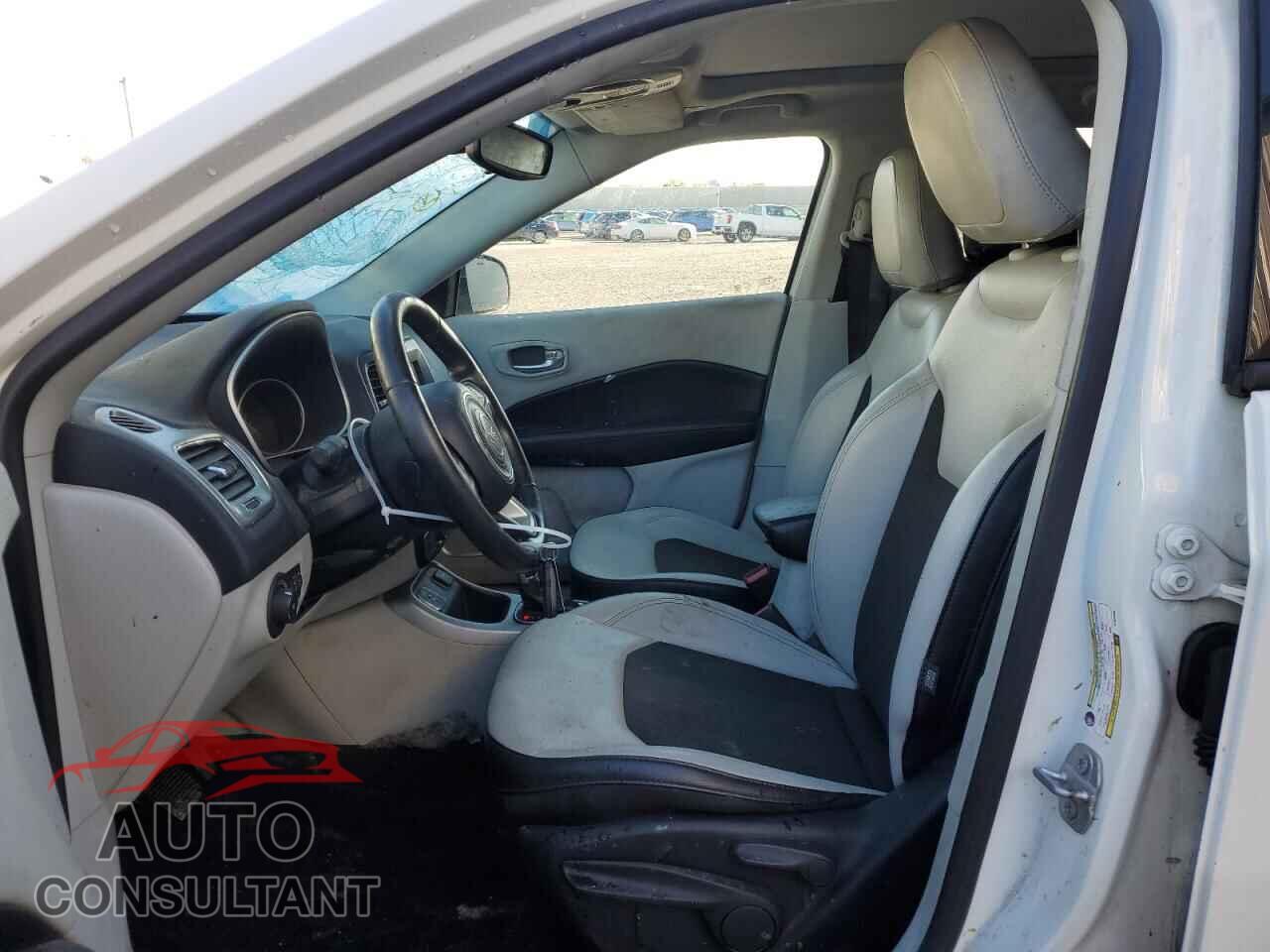 JEEP COMPASS 2019 - 3C4NJCBB7KT637055