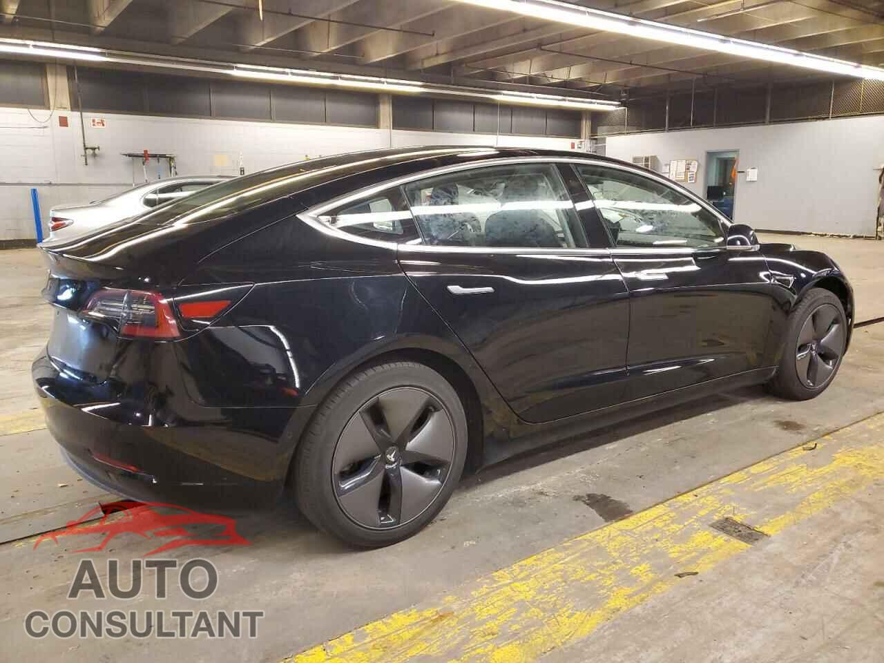 TESLA MODEL 3 2018 - 5YJ3E1EA0JF122978