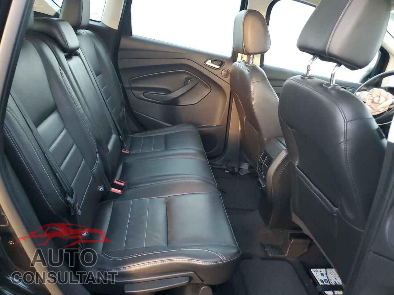 FORD CMAX 2015 - 1FADP5BU2FL117313