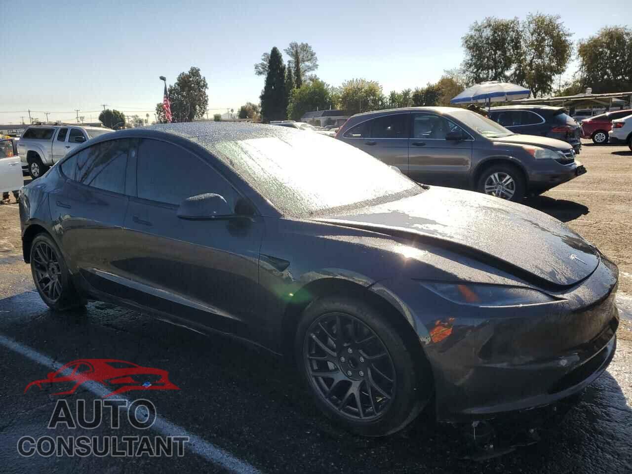 TESLA MODEL 3 2024 - 5YJ3E1EA9RF864937
