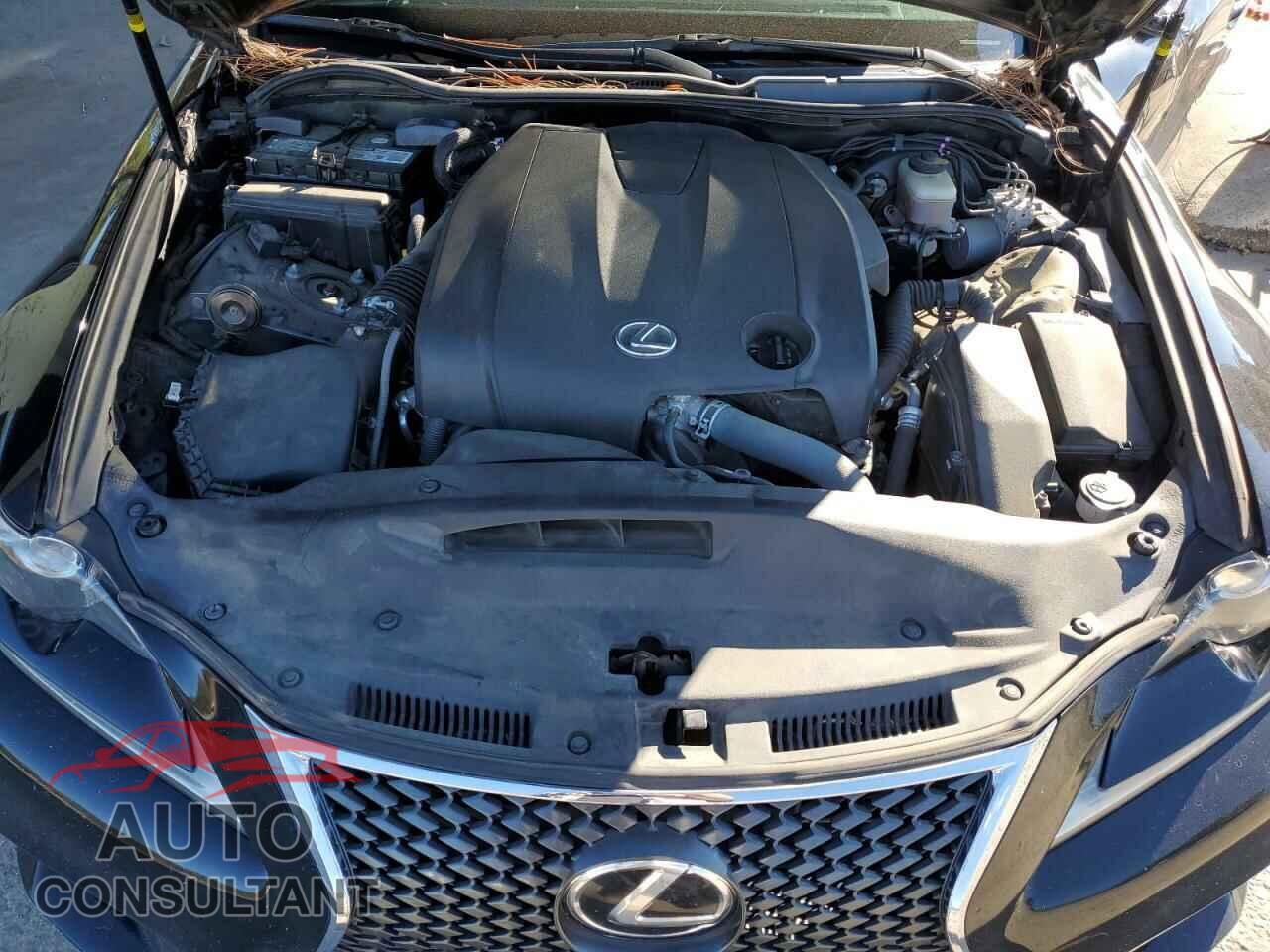 LEXUS IS 2014 - JTHBF1D29E5035699