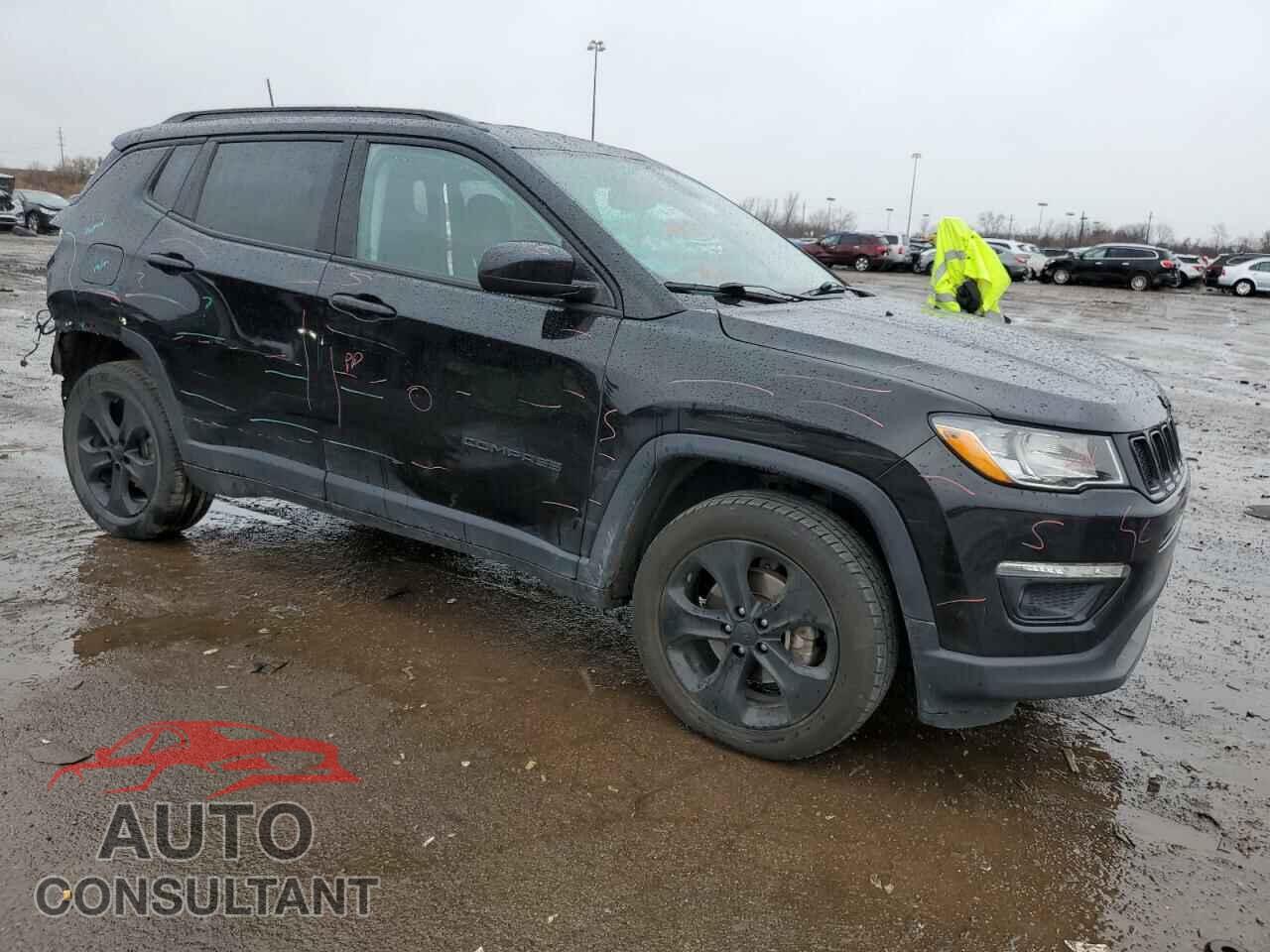 JEEP COMPASS 2018 - 3C4NJDBB2JT398129