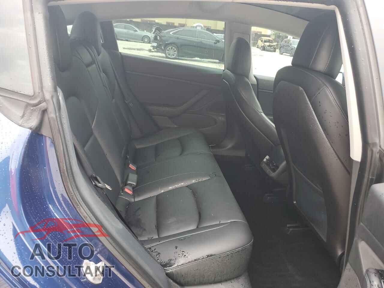 TESLA MODEL 3 2020 - 5YJ3E1EC7LF586841
