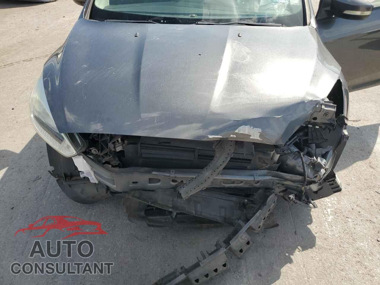 FORD FOCUS 2017 - 1FADP3F2XHL244830