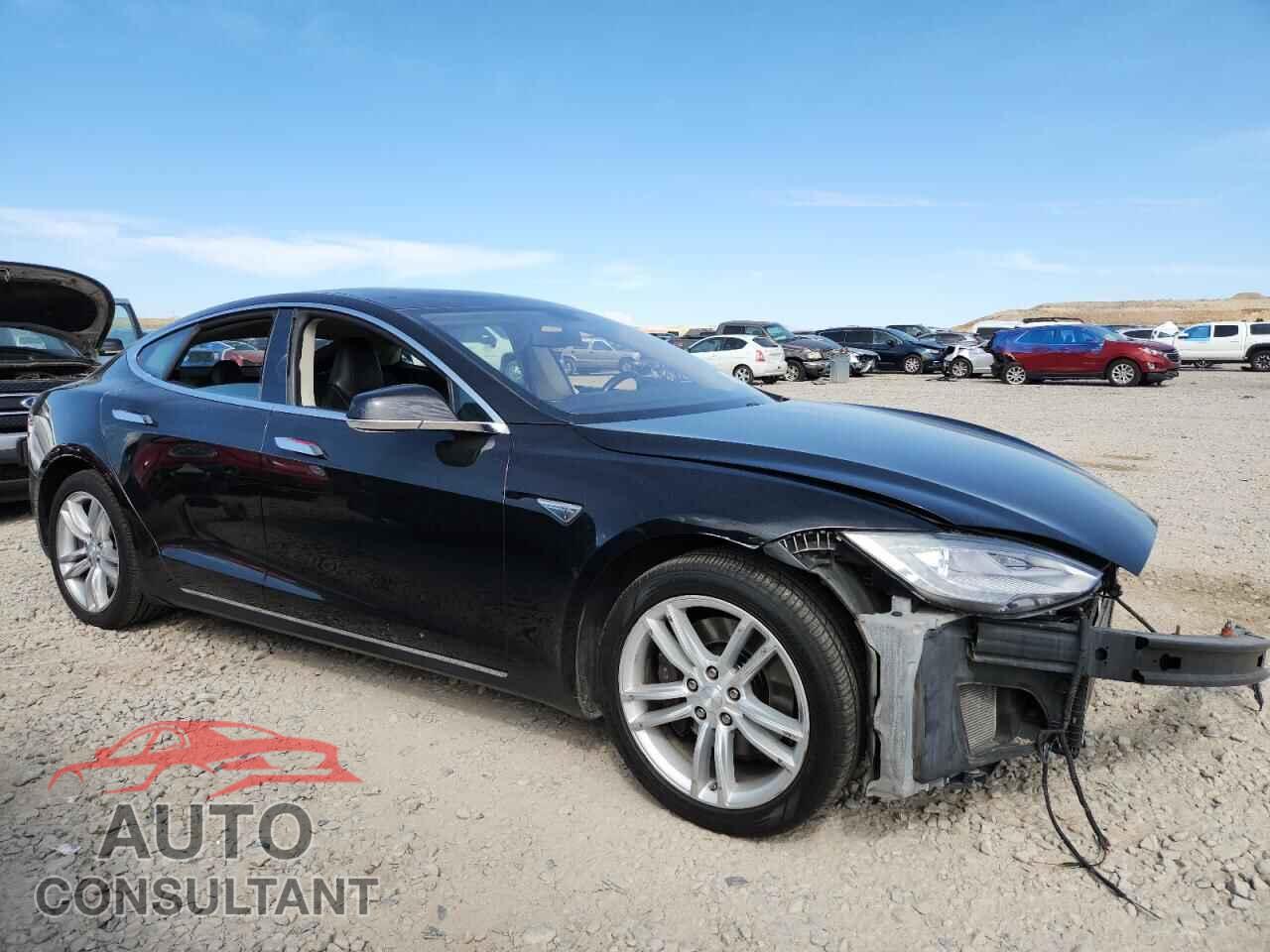 TESLA MODEL S 2014 - 5YJSA1S1XEFP40682