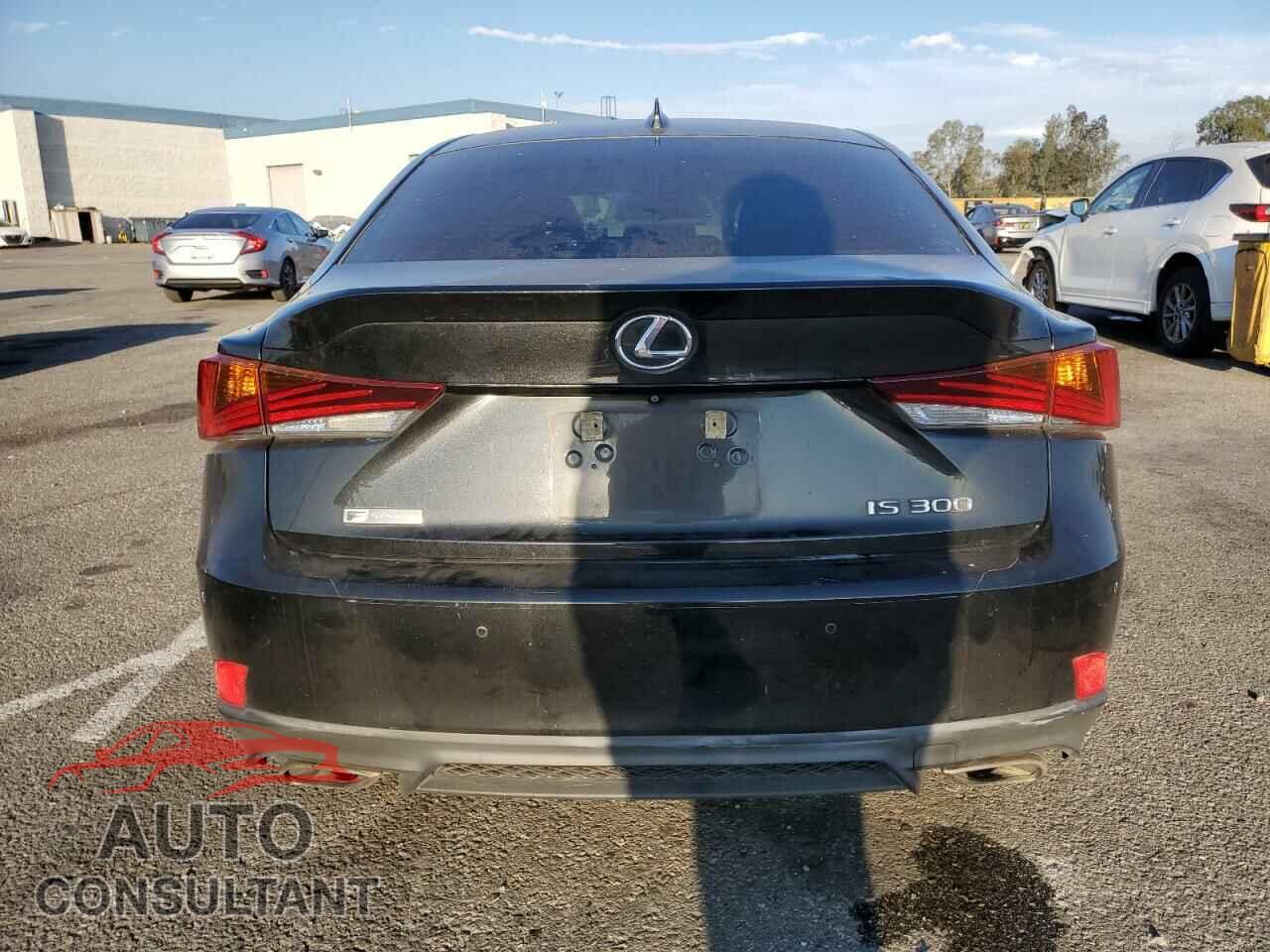 LEXUS IS 2018 - JTHBA1D2XJ5066193