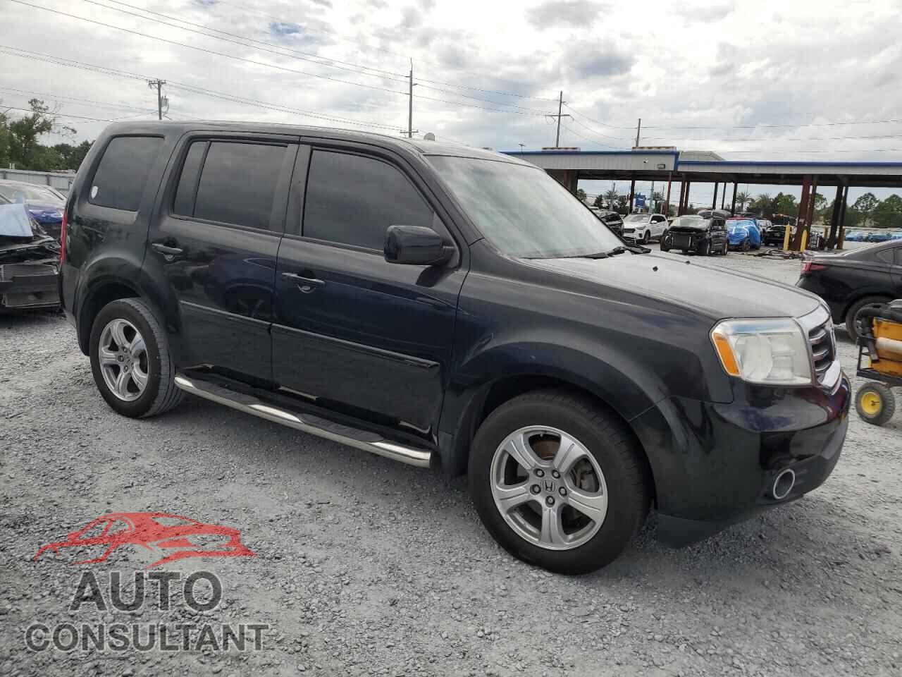 HONDA PILOT 2015 - 5FNYF3H58FB010367