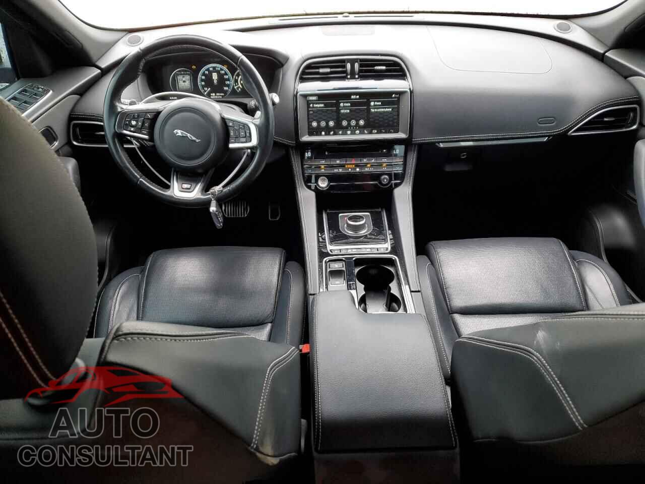 JAGUAR F-PACE 2018 - SADCM2FV2JA247360
