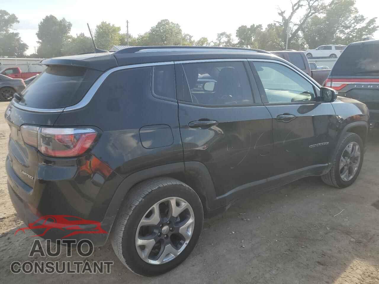 JEEP COMPASS 2018 - 3C4NJDCB2JT340620