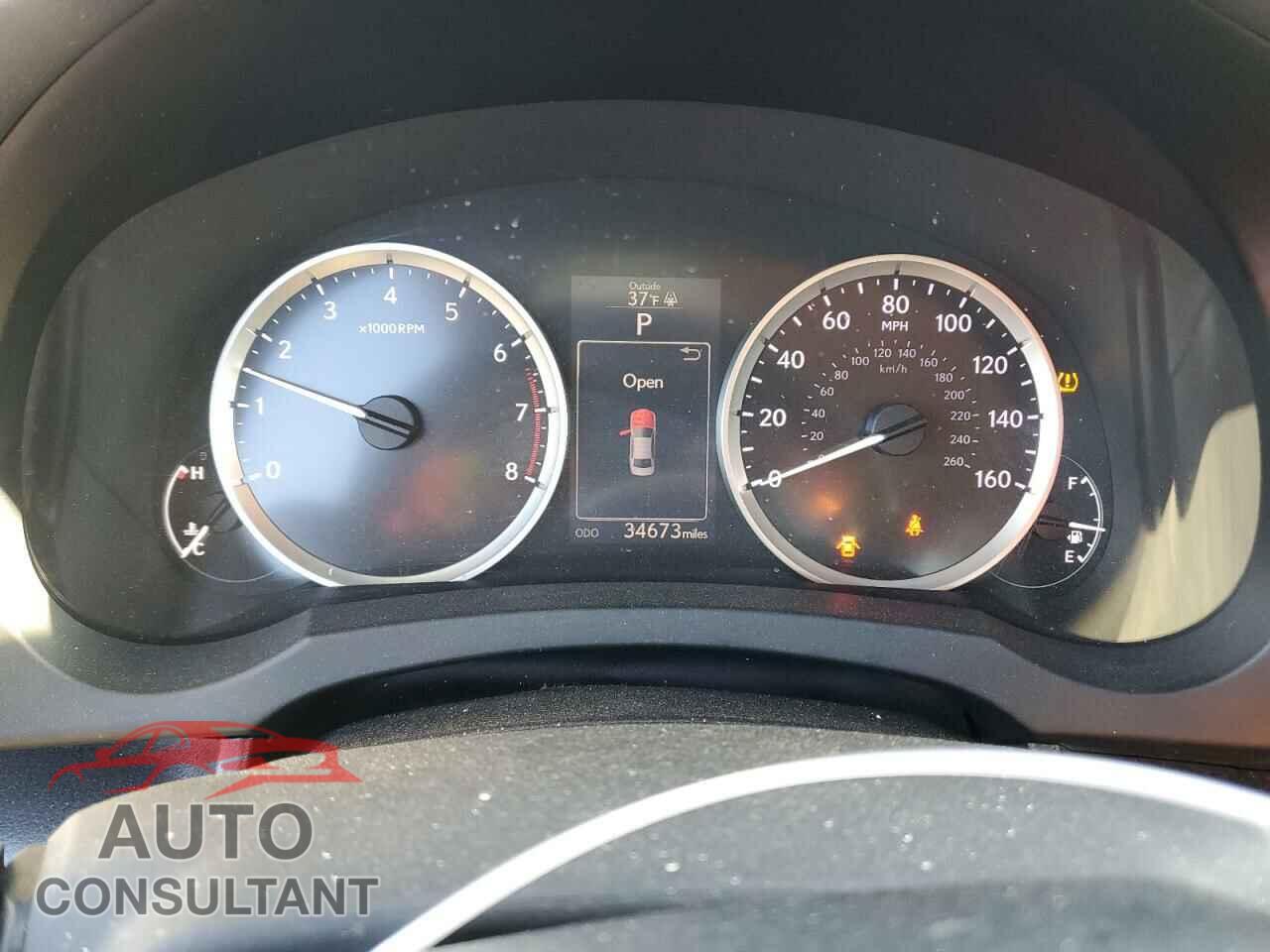 LEXUS IS 2015 - JTHCF1D27F5028546