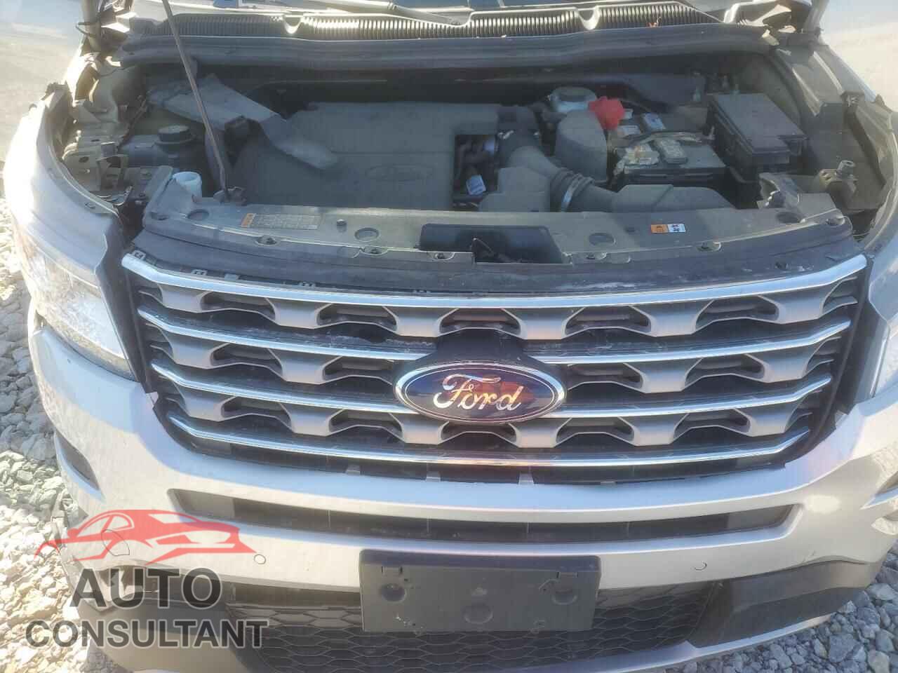 FORD EXPLORER 2017 - 1FM5K8D88HGD18512