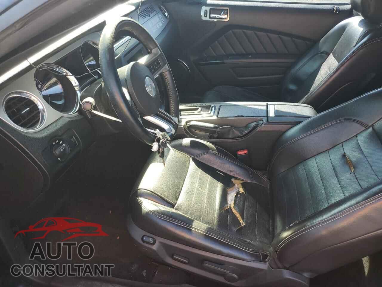 FORD MUSTANG 2014 - 1ZVBP8FF4E5321853
