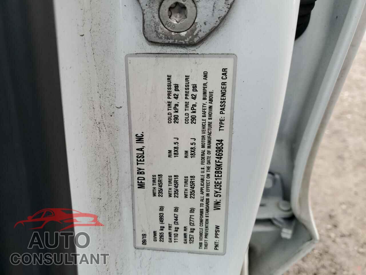 TESLA MODEL 3 2019 - 5YJ3E1EB9KF469834
