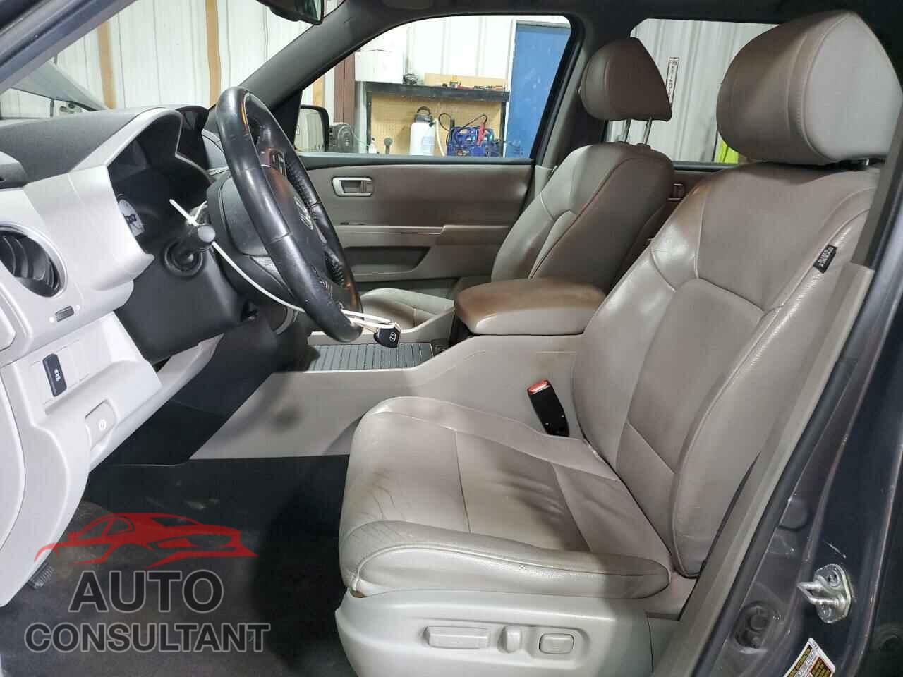HONDA PILOT 2013 - 5FNYF4H5XDB020191