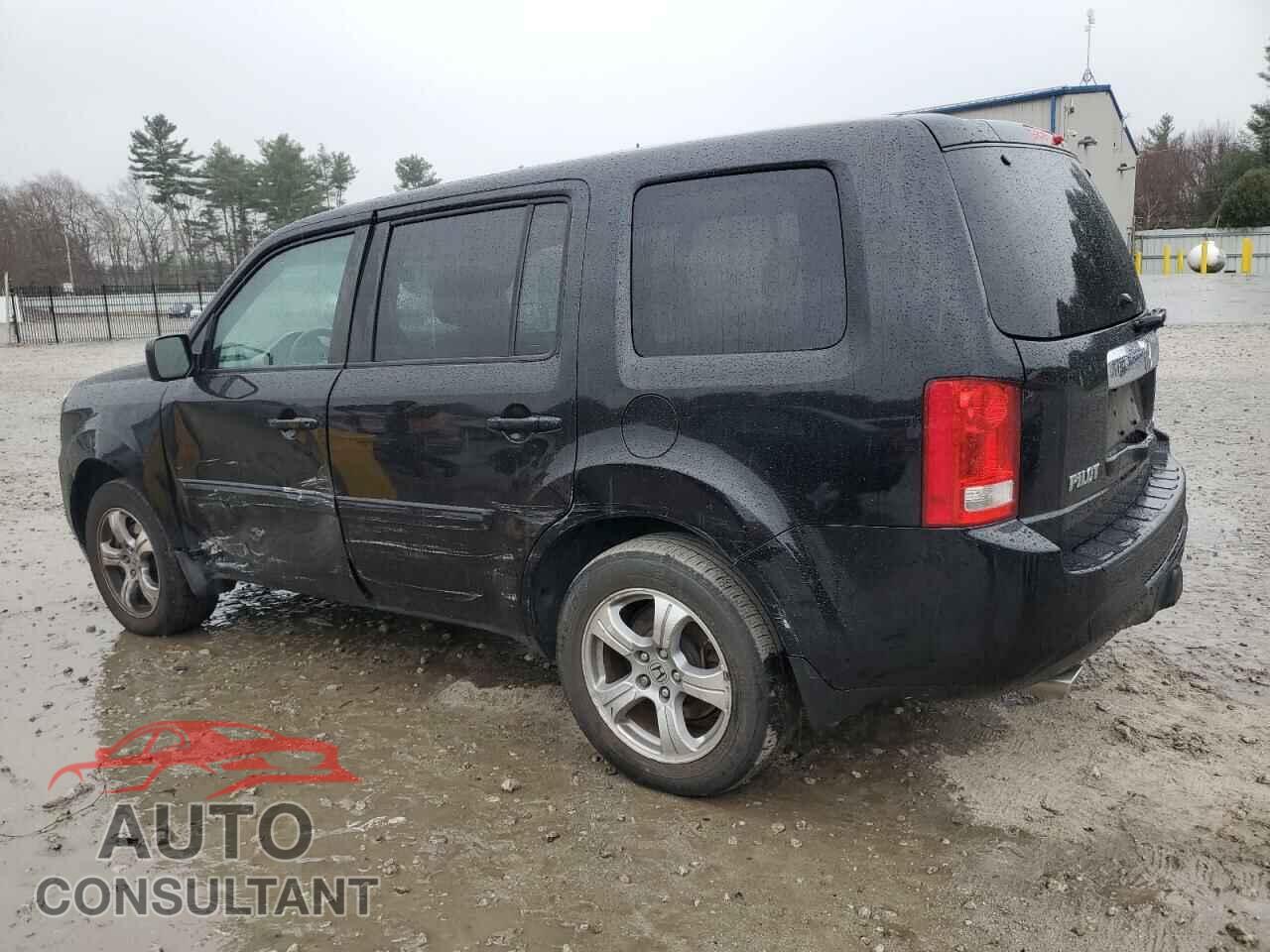 HONDA PILOT 2015 - 5FNYF4H67FB007832