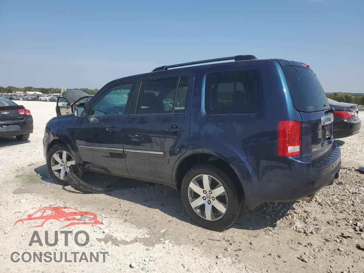 HONDA PILOT 2012 - 5FNYF4H98CB001222