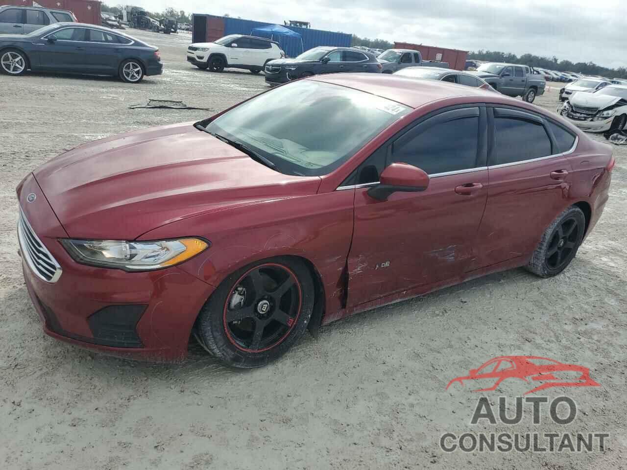 FORD FUSION 2019 - 3FA6P0LU0KR205525