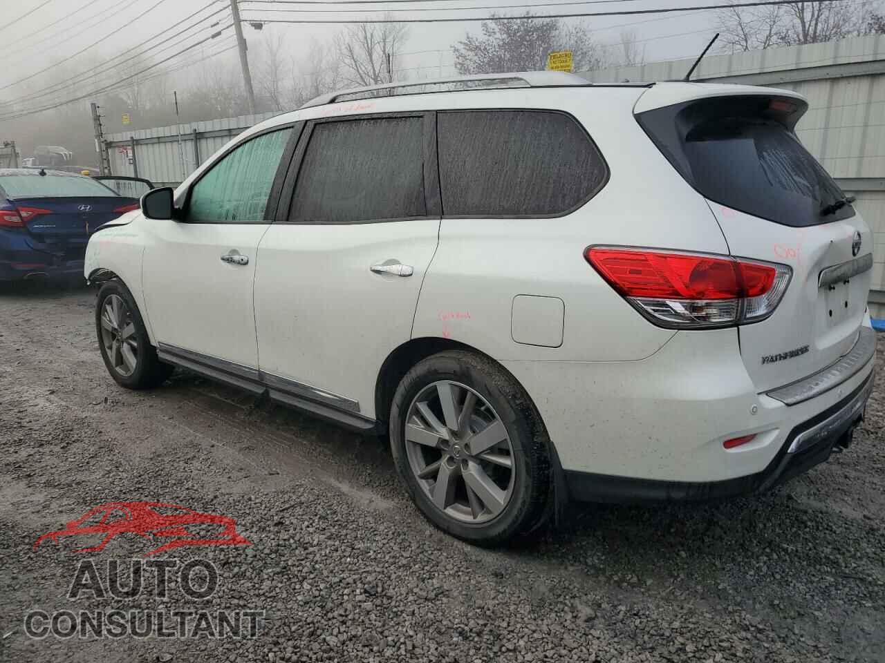 NISSAN PATHFINDER 2015 - 5N1AR2MN8FC662469