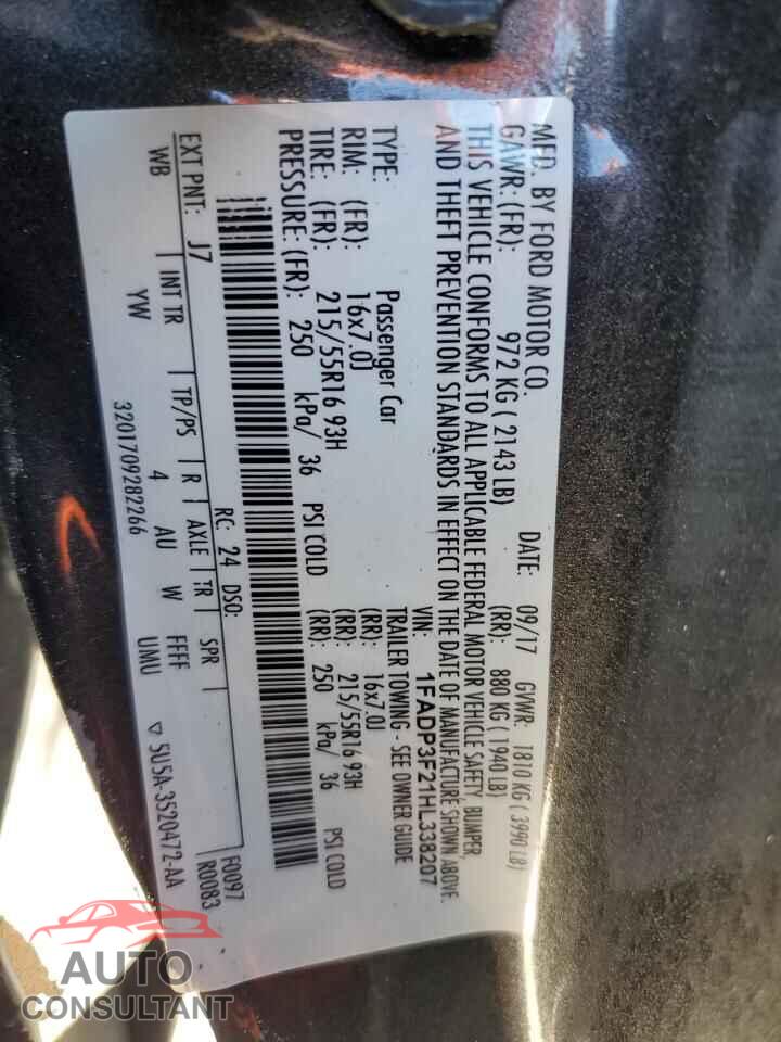 FORD FOCUS 2017 - 1FADP3F21HL338207