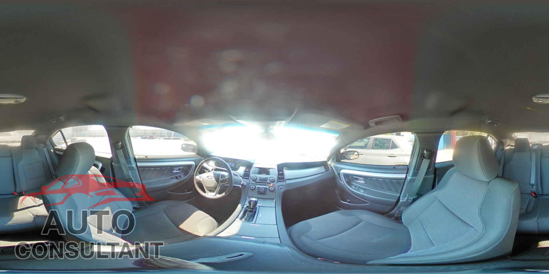 FORD TAURUS 2017 - 1FAHP2E88HG109906