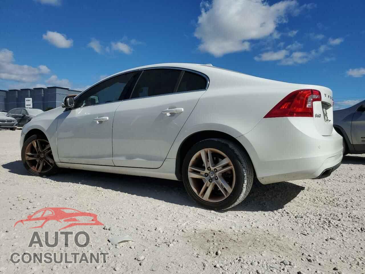 VOLVO S60 2015 - YV140MFK5F1346124