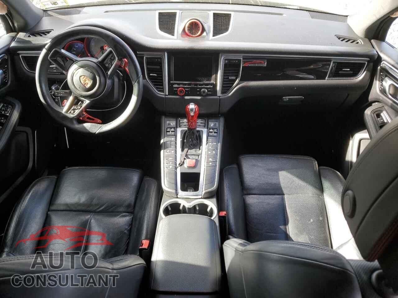 PORSCHE MACAN 2015 - WP1AB2A55FLB50194