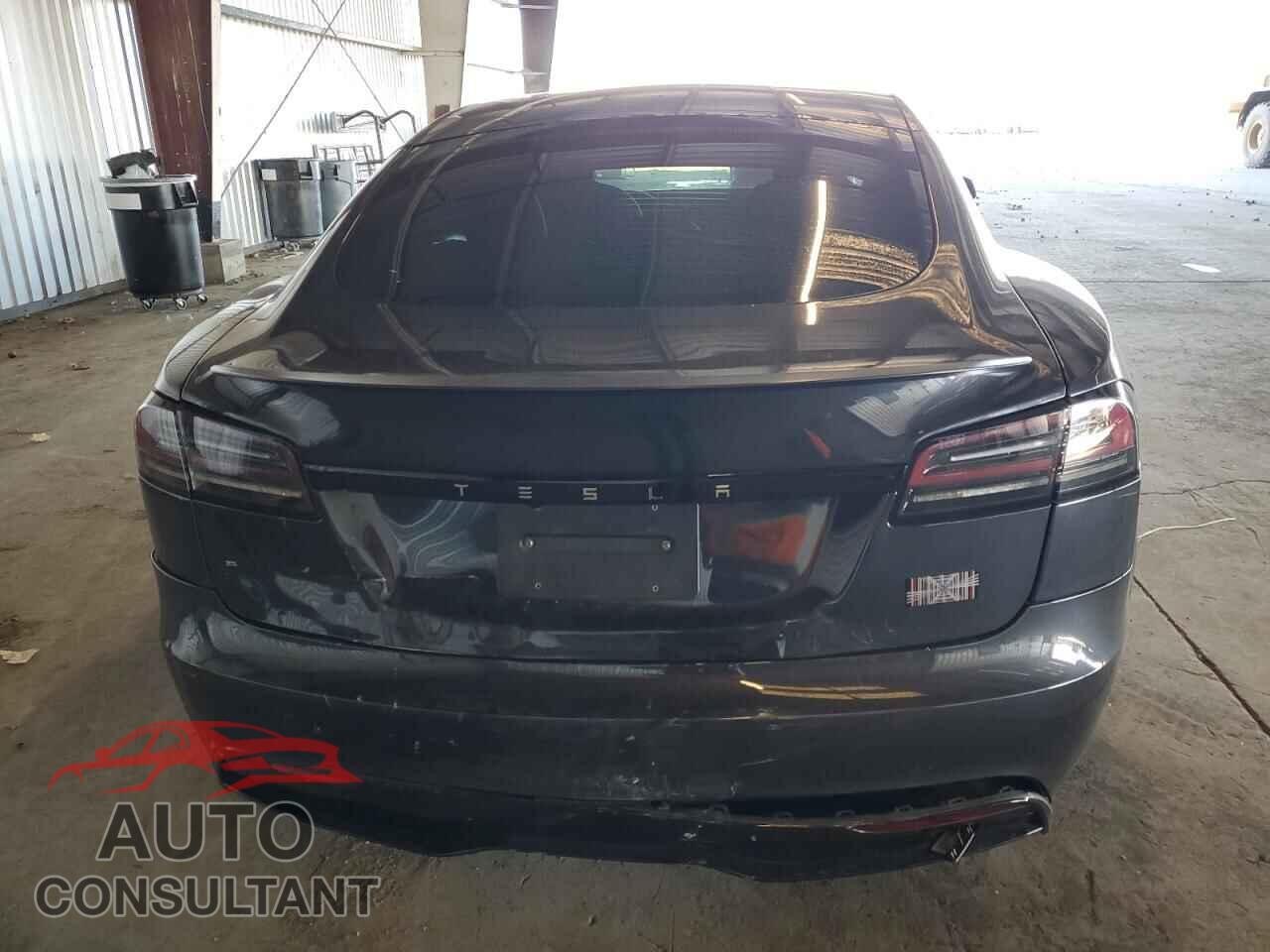 TESLA MODEL S 2024 - 5YJSA1E63RF534763