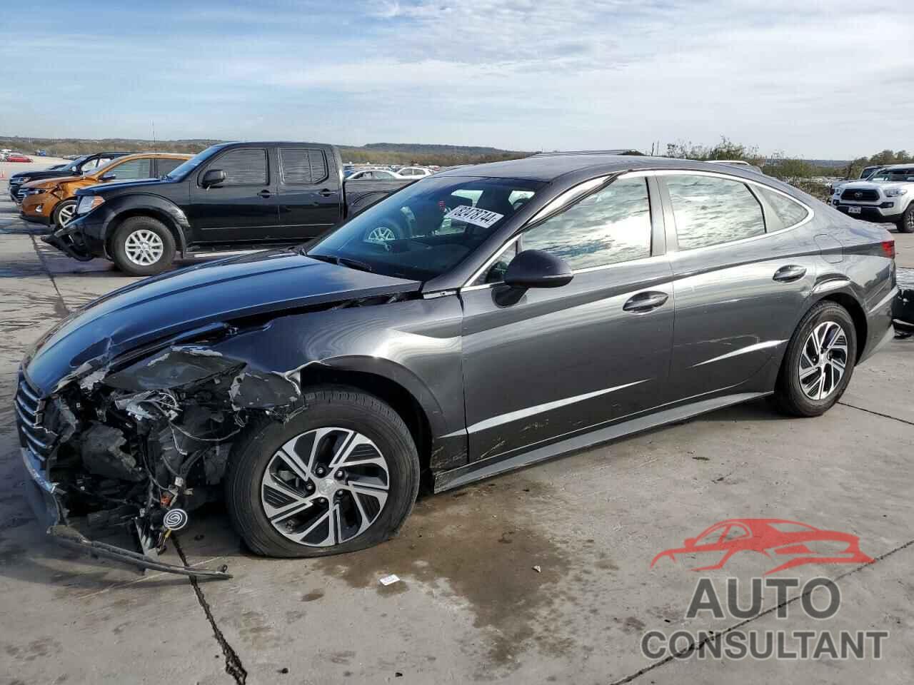 HYUNDAI SONATA 2022 - KMHL24JJ5NA051528