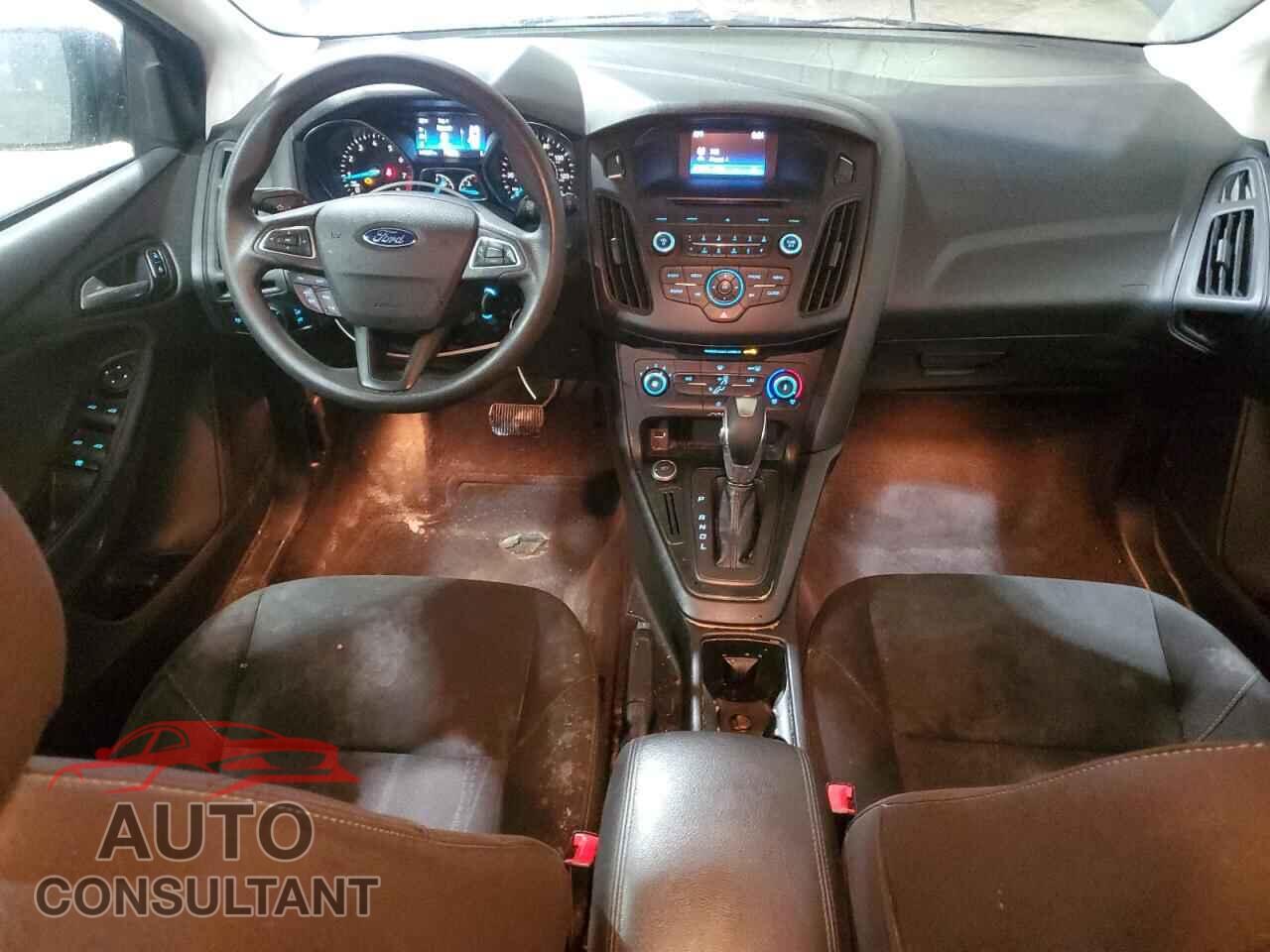 FORD FOCUS 2016 - 1FADP3K28GL208395