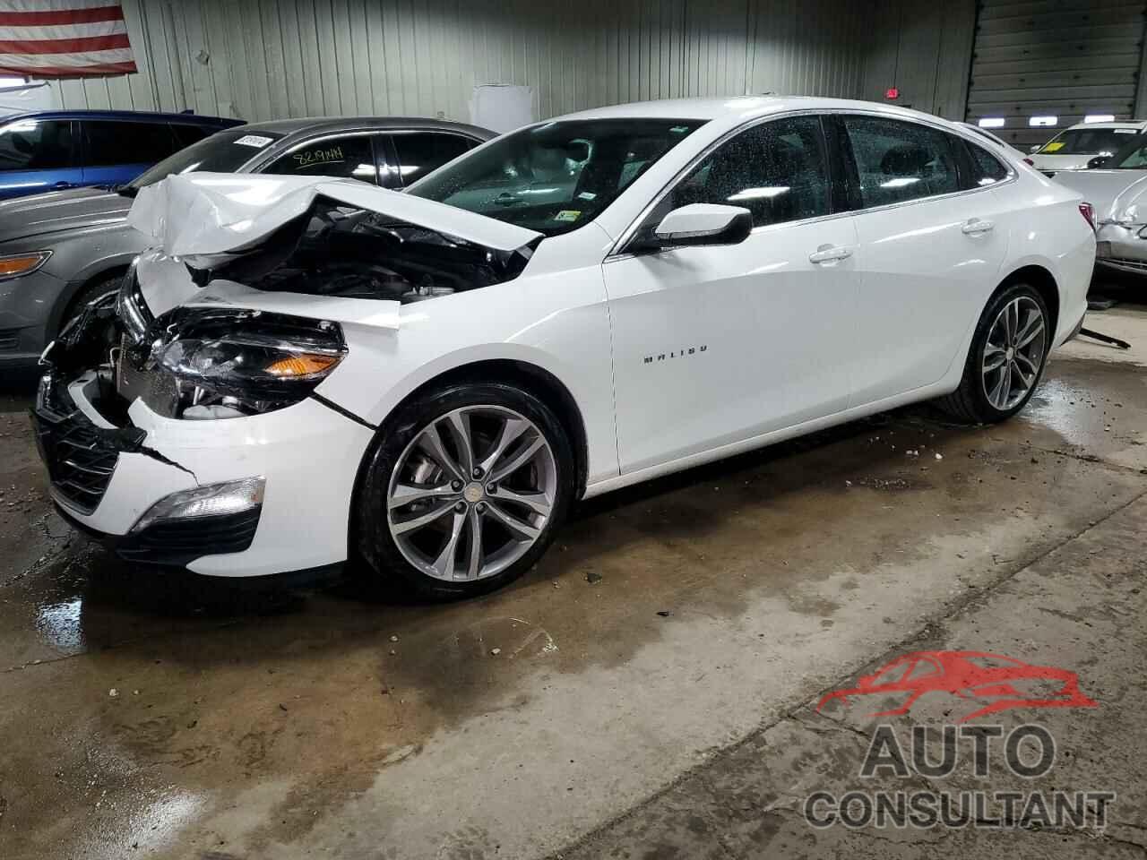 CHEVROLET MALIBU 2022 - 1G1ZD5ST3NF159138