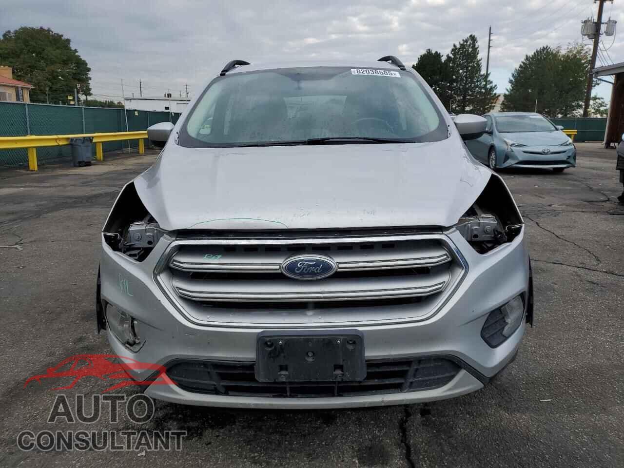 FORD ESCAPE 2017 - 1FMCU9GDXHUC09809
