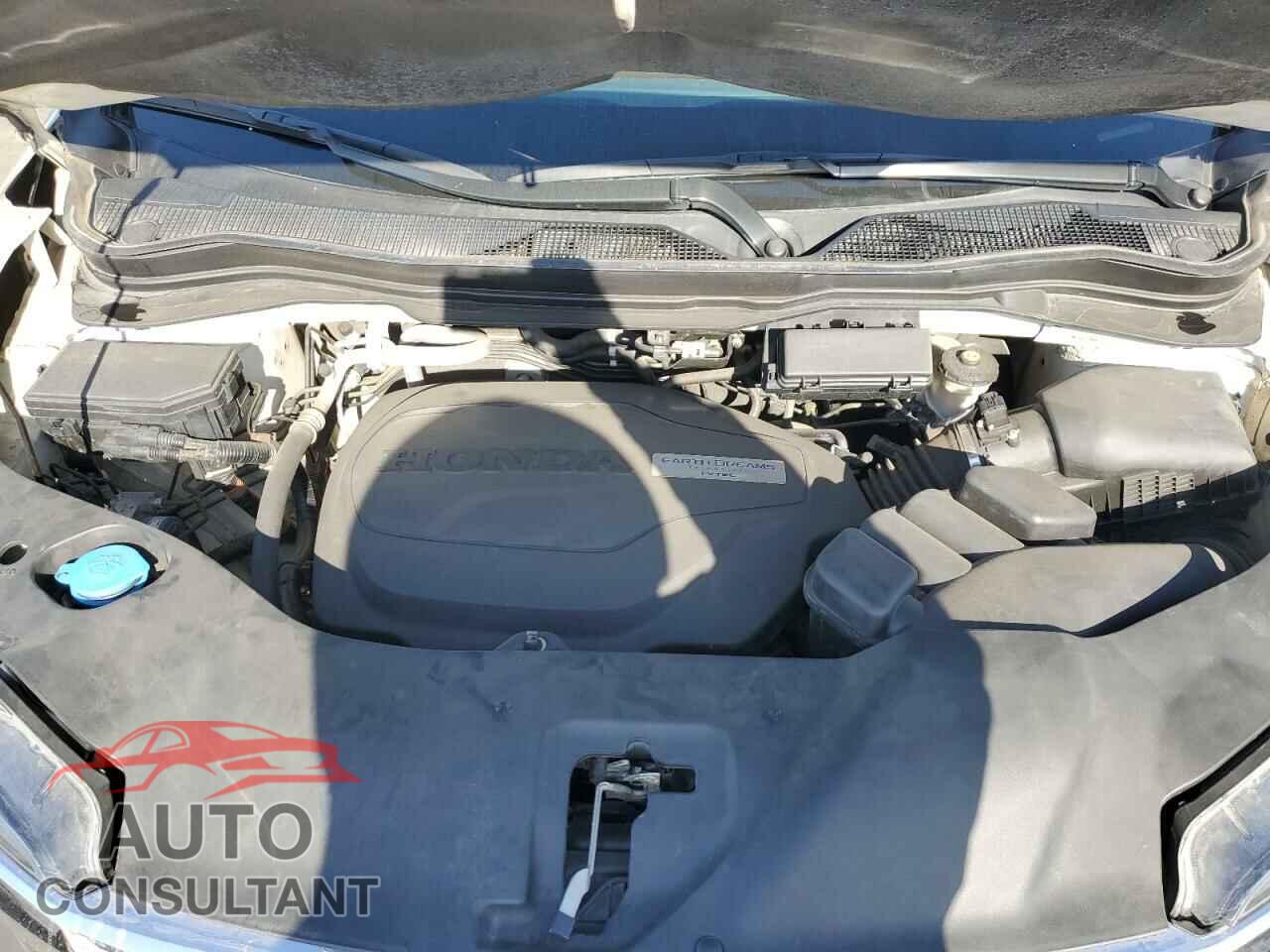 HONDA PILOT 2018 - 5FNYF6H55JB068950