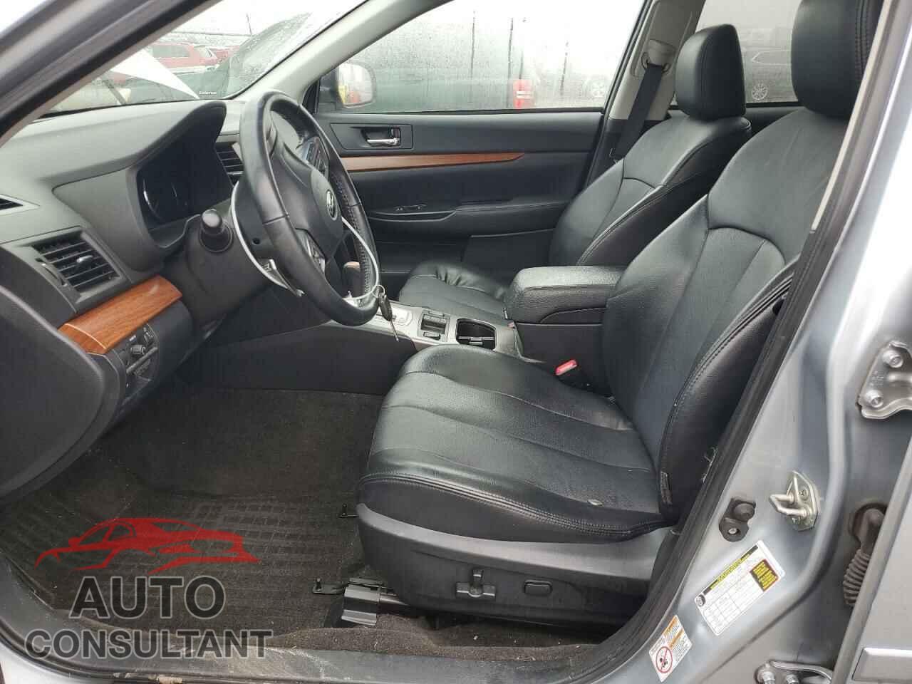 SUBARU OUTBACK 2014 - 4S4BRBLC8E3211688