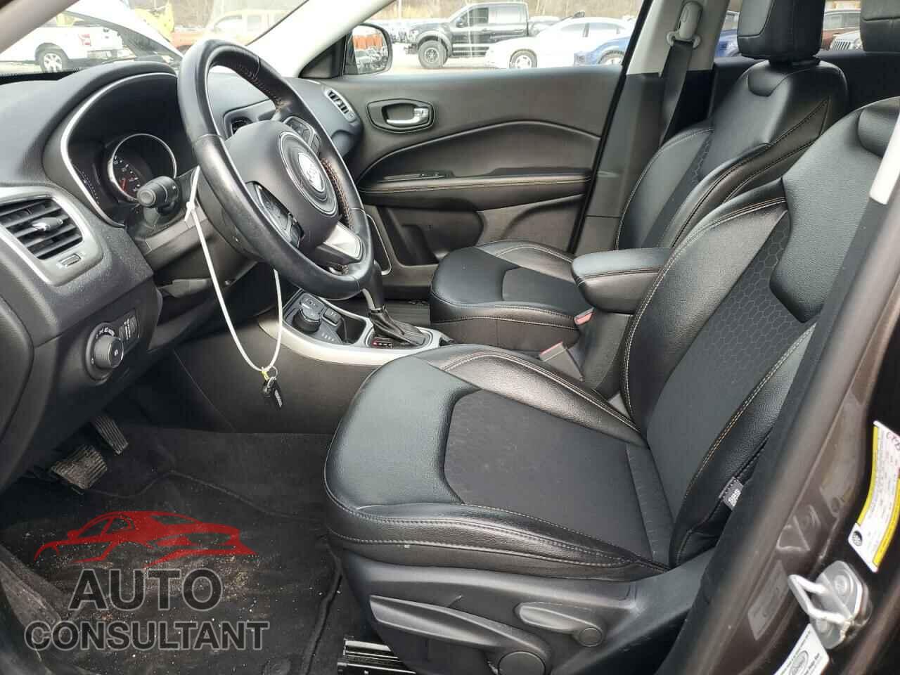 JEEP COMPASS 2019 - 3C4NJDBB5KT653406