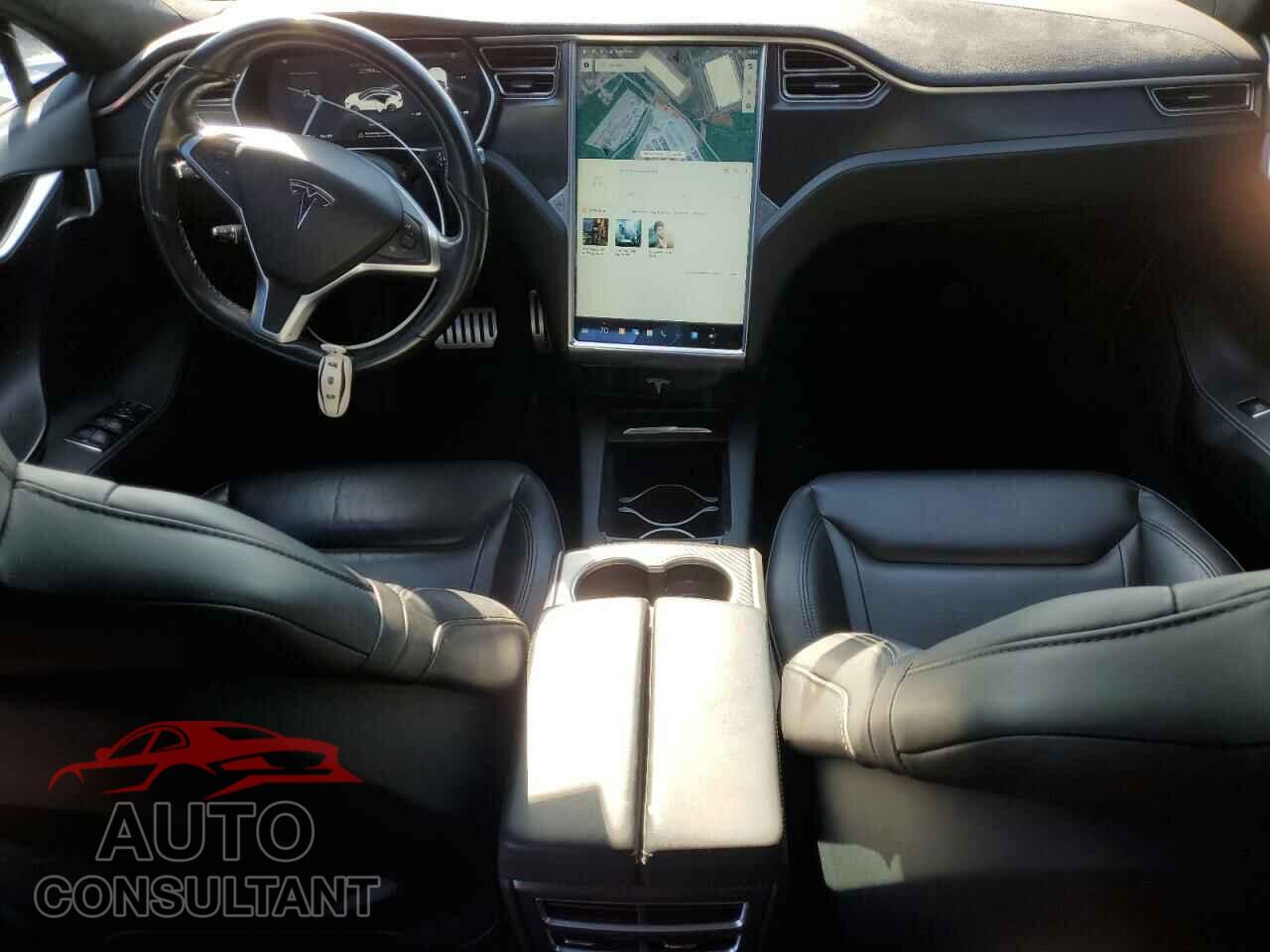 TESLA MODEL S 2015 - 5YJSA1E48FF109520
