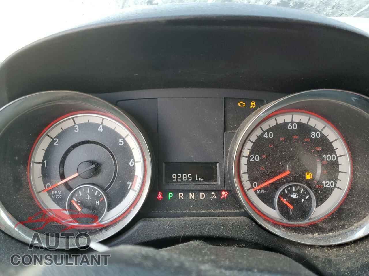 DODGE CARAVAN 2012 - 2C4RDGCG1CR236745