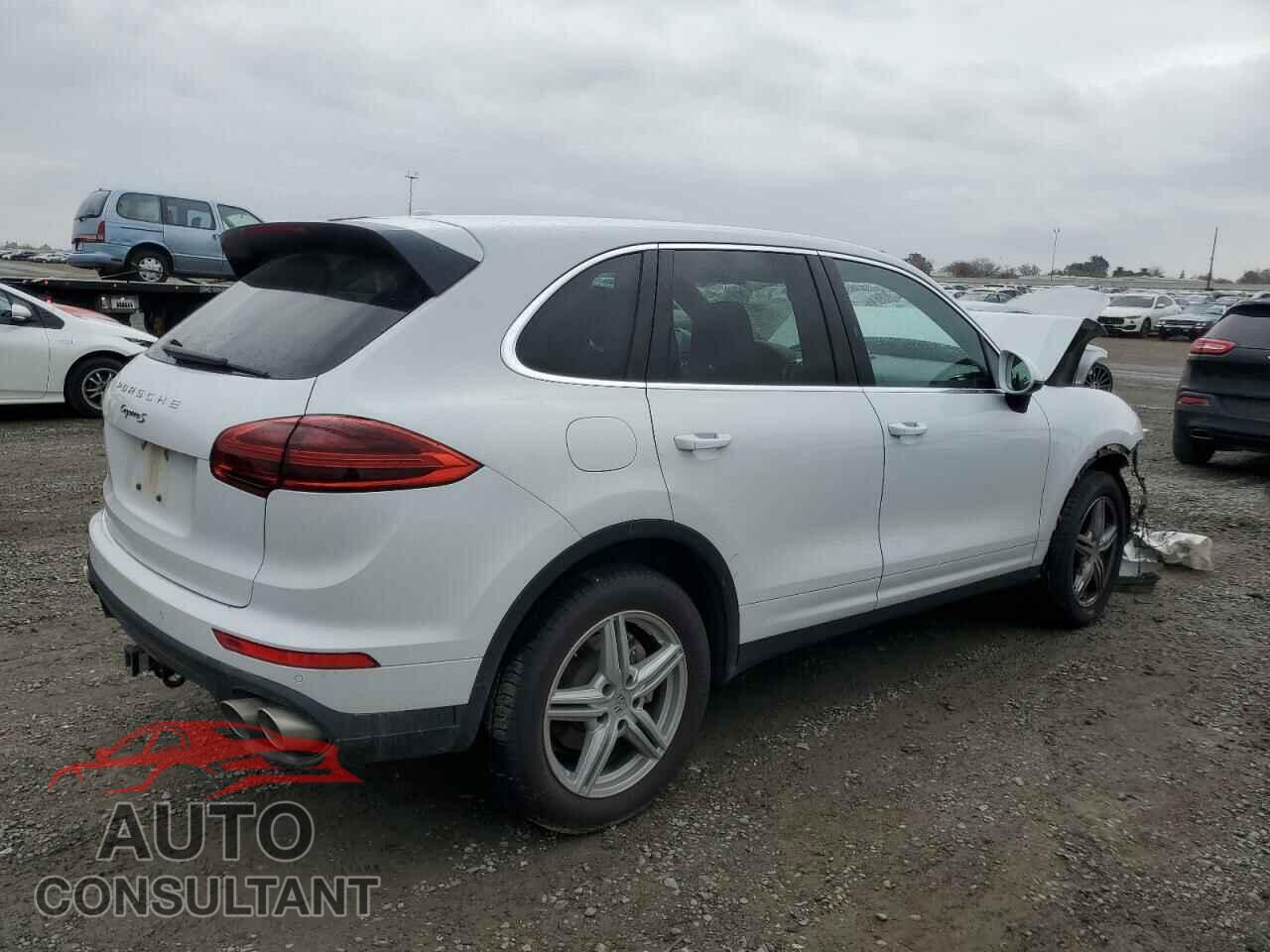 PORSCHE CAYENNE 2015 - WP1AB2A22FLA56599