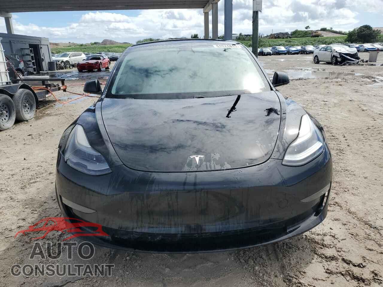 TESLA MODEL 3 2021 - 5YJ3E1EB6MF983708