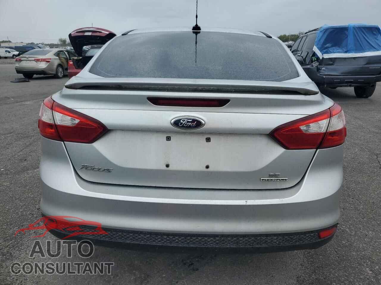 FORD FOCUS 2014 - 1FADP3F25EL257982