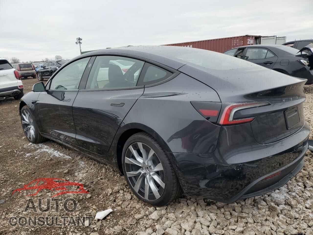 TESLA MODEL 3 2024 - 5YJ3E1EB0RF817479