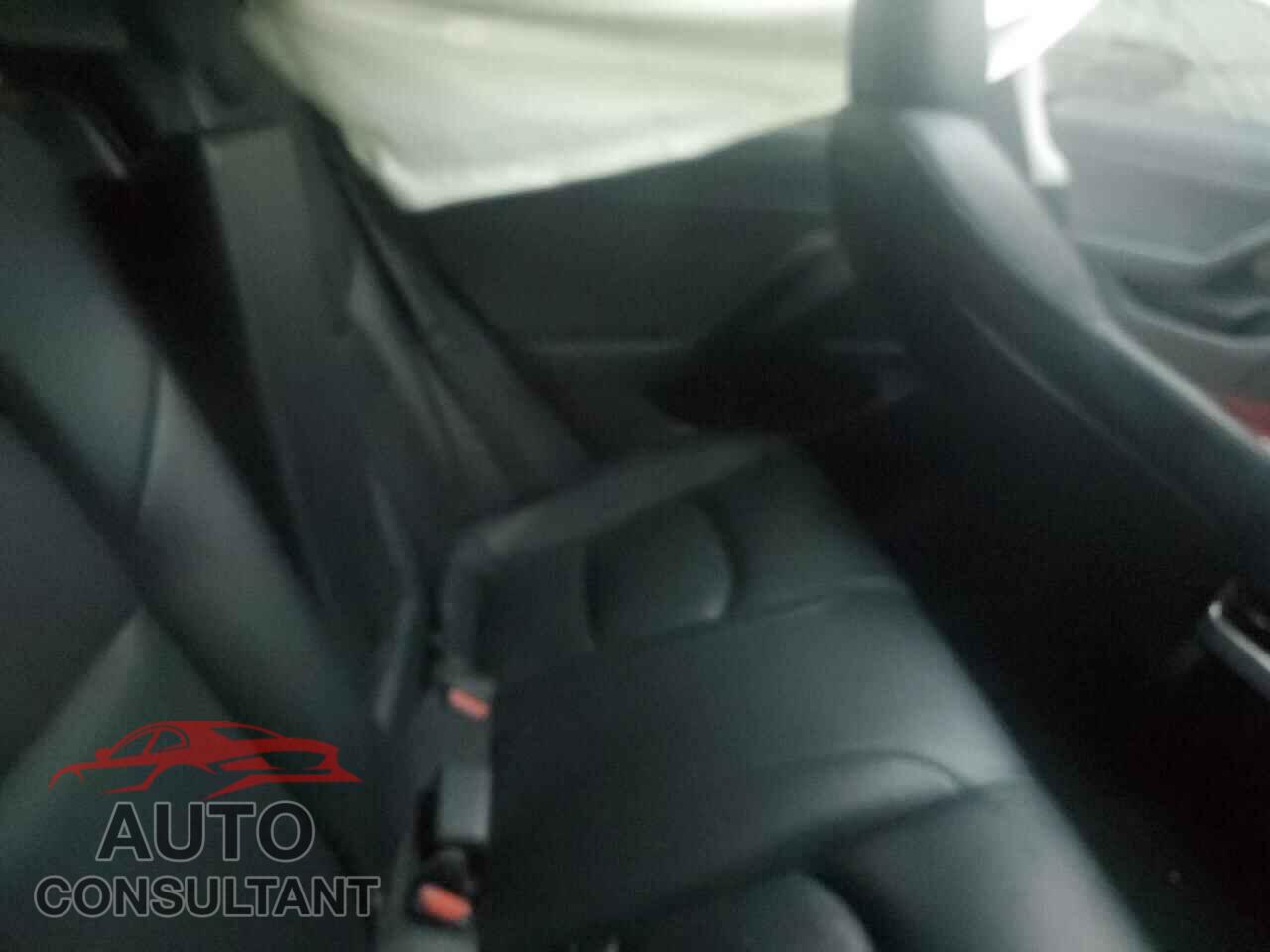 TESLA MODEL 3 2021 - 5YJ3E1EA6MF922723