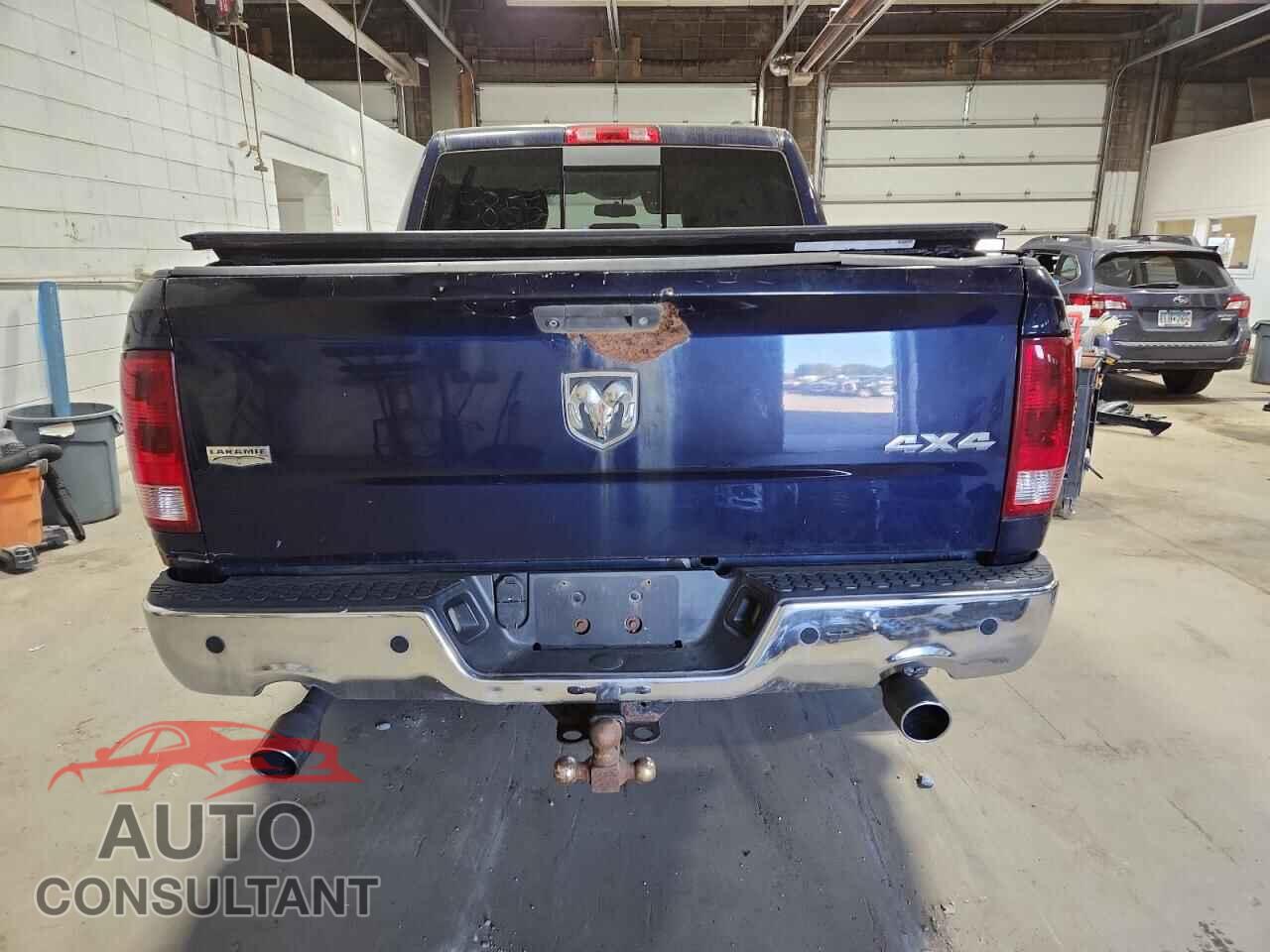 DODGE RAM 1500 2012 - 1C6RD7NT8CS155855