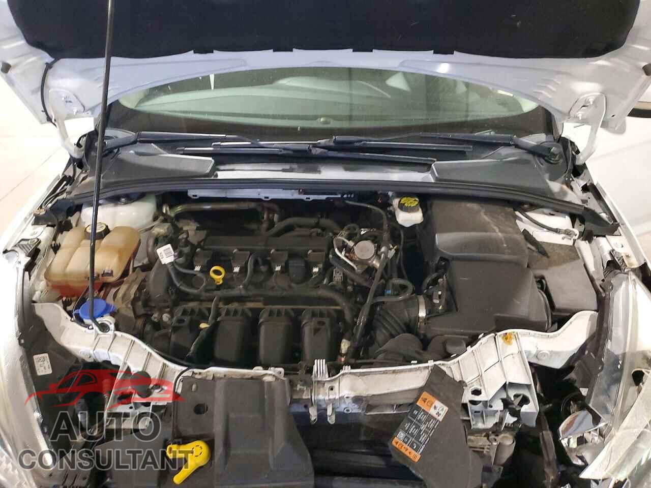 FORD FOCUS 2017 - 1FADP3F23HL315527