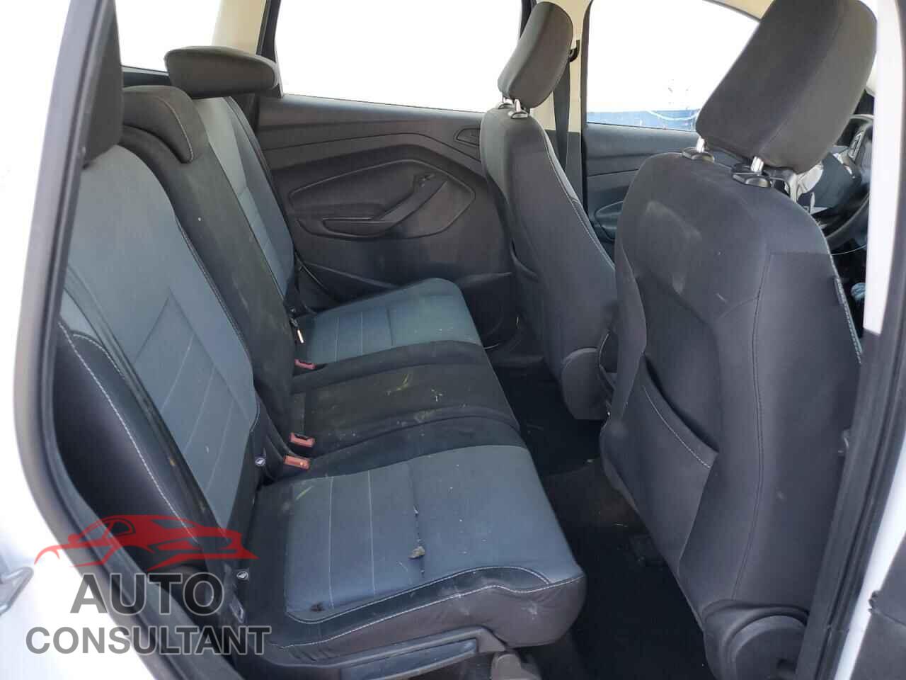 FORD ESCAPE 2018 - 1FMCU0F78JUD60662