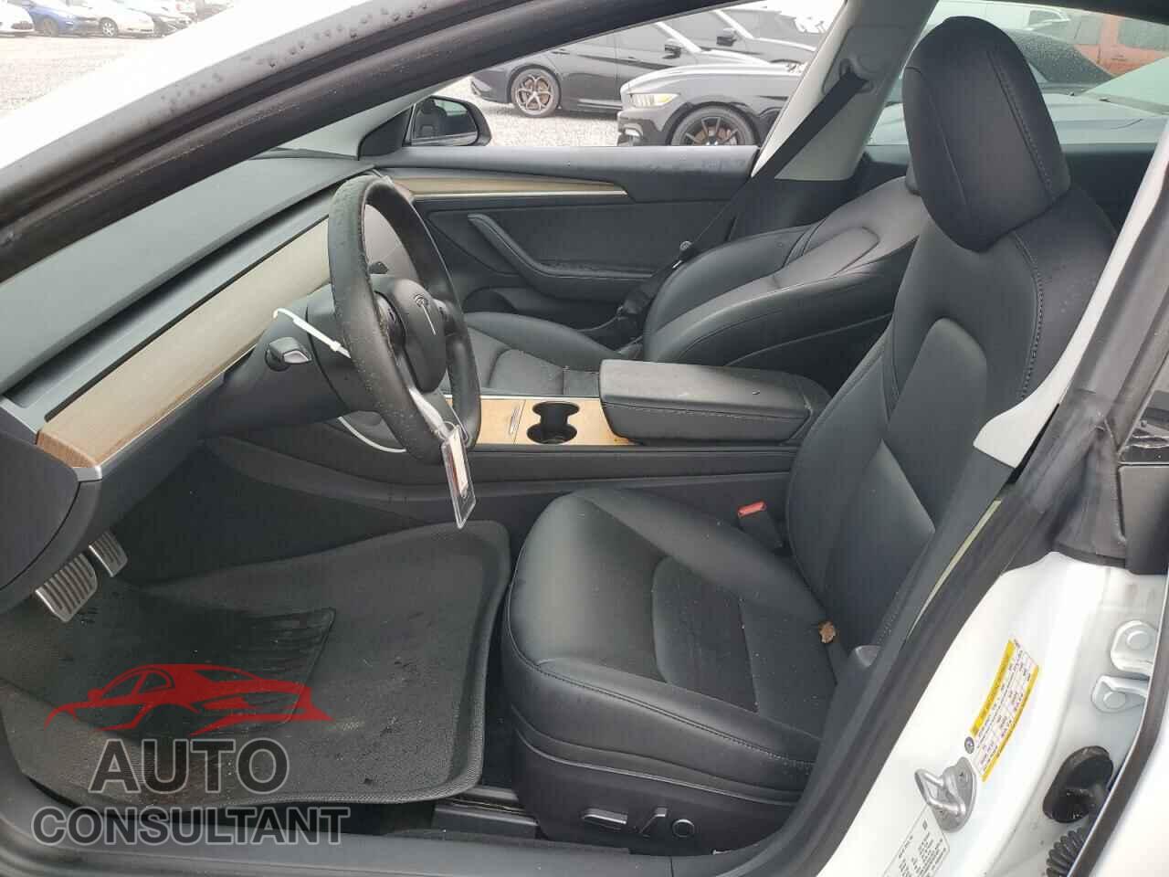 TESLA MODEL 3 2021 - 5YJ3E1EB8MF033043
