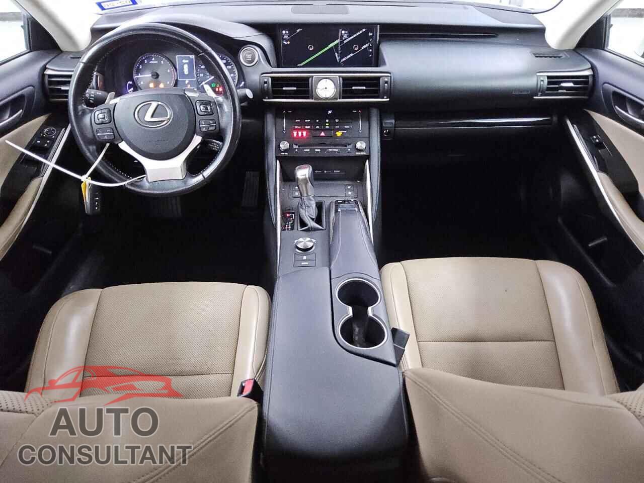 LEXUS IS 2017 - JTHBA1D27H5040869