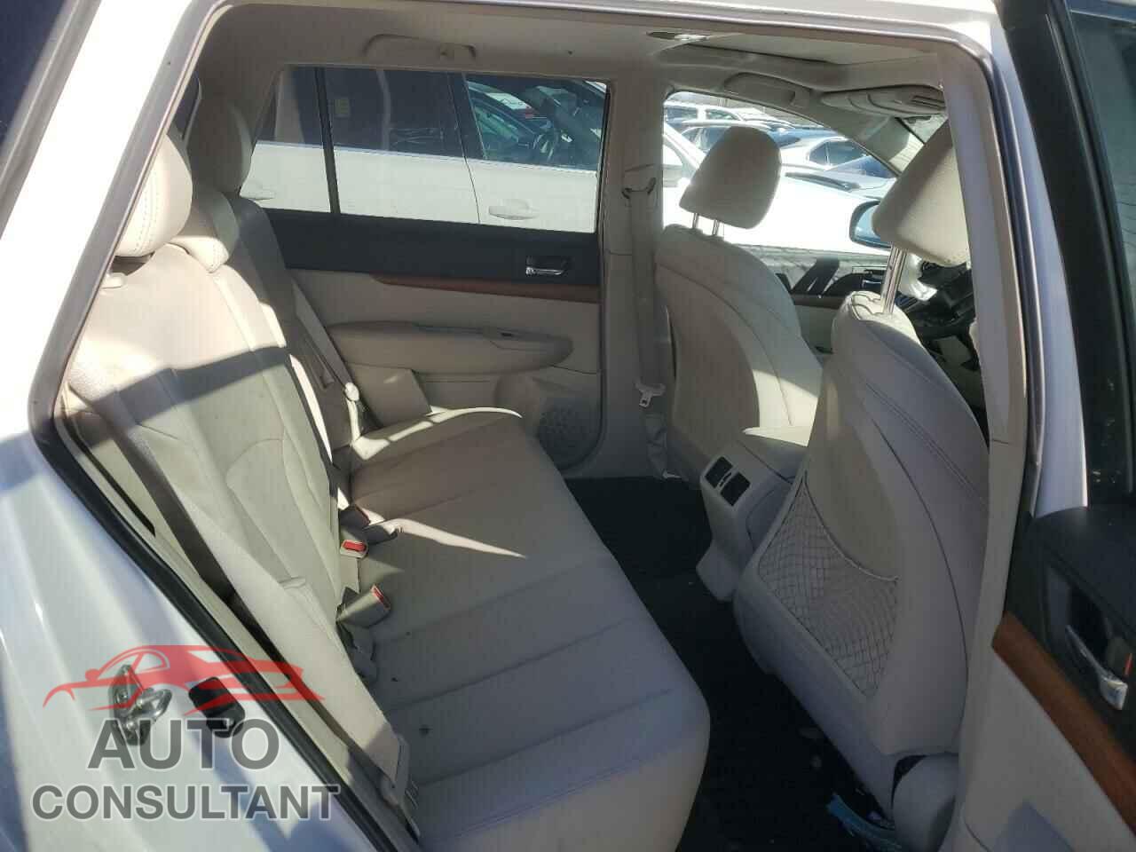 SUBARU OUTBACK 2013 - 4S4BRDPC0D2220203
