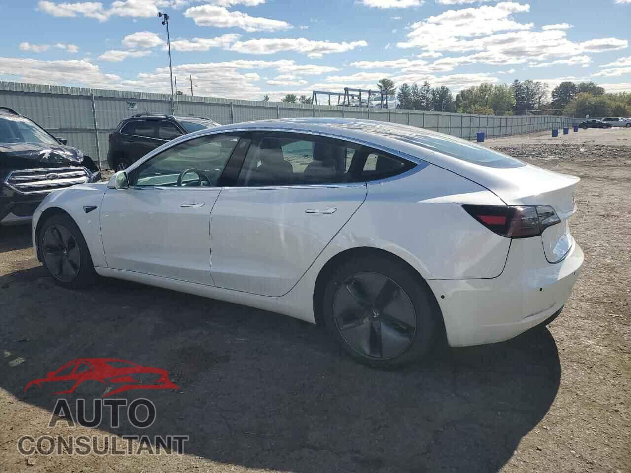 TESLA MODEL 3 2018 - 5YJ3E1EB4JF094837